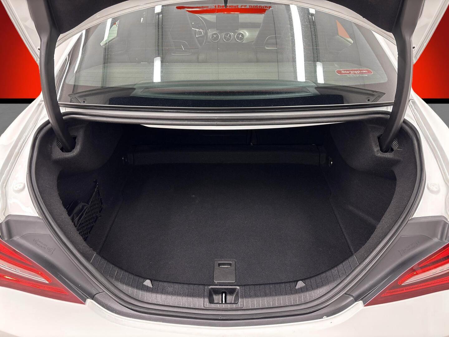 MERCEDES-BENZ CLA 2018