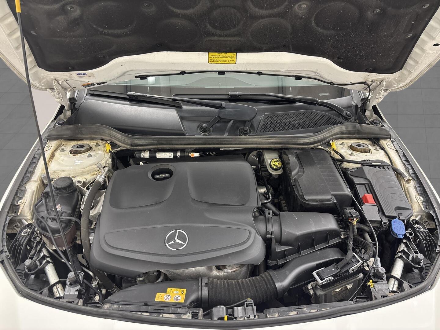 MERCEDES-BENZ CLA 2018