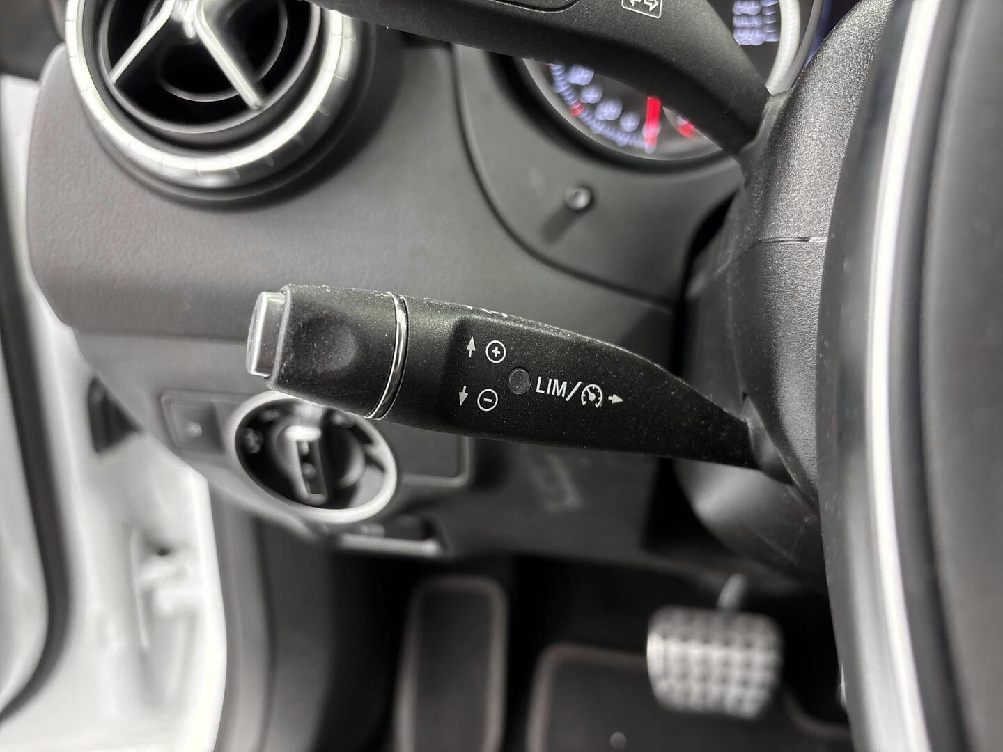 MERCEDES-BENZ CLA 2018