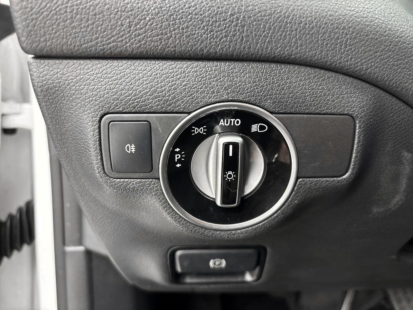 MERCEDES-BENZ CLA 2018