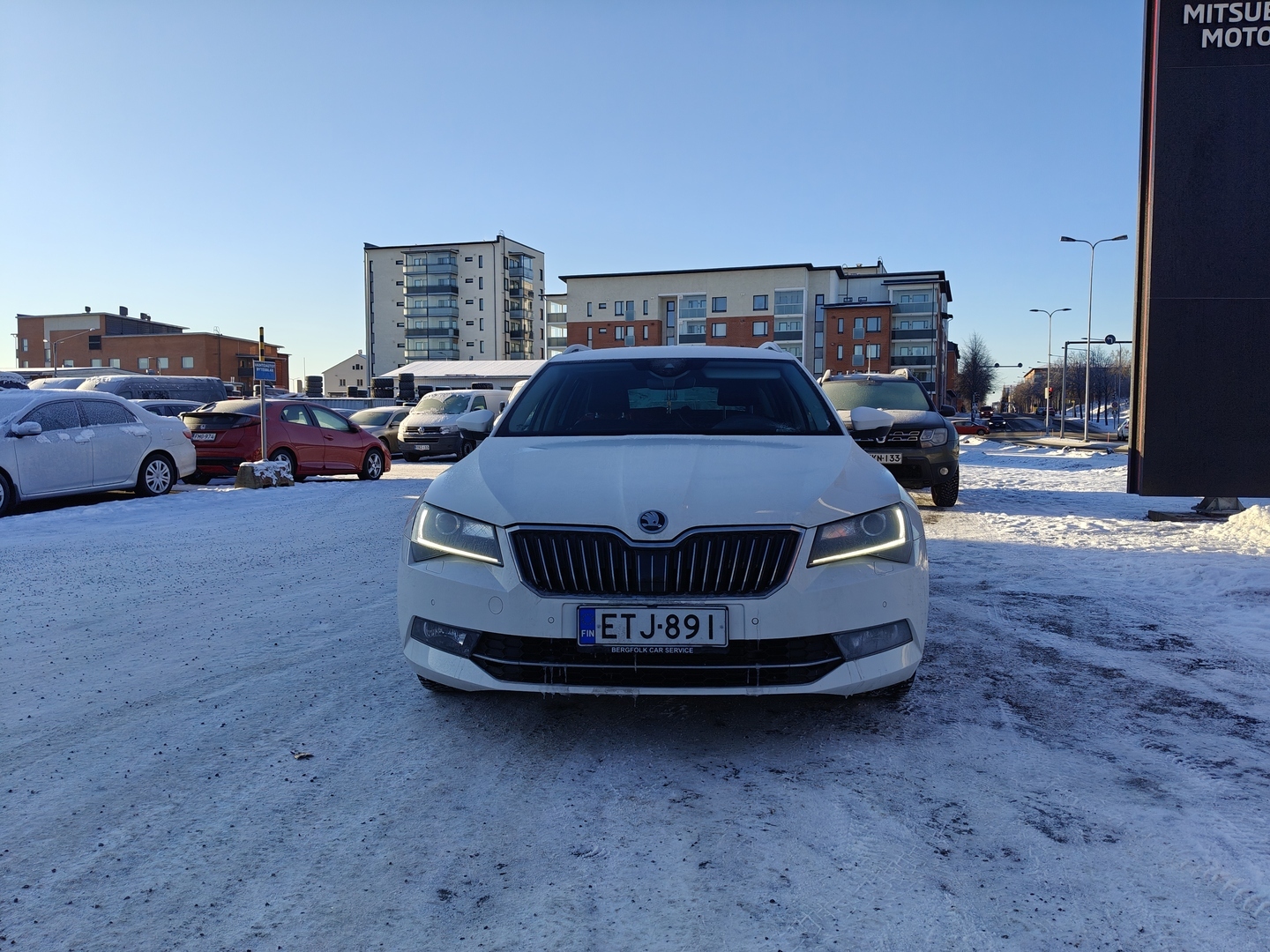 SKODA Superb 2016