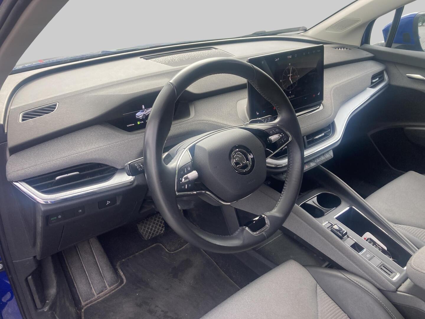 SKODA Enyaq 2023