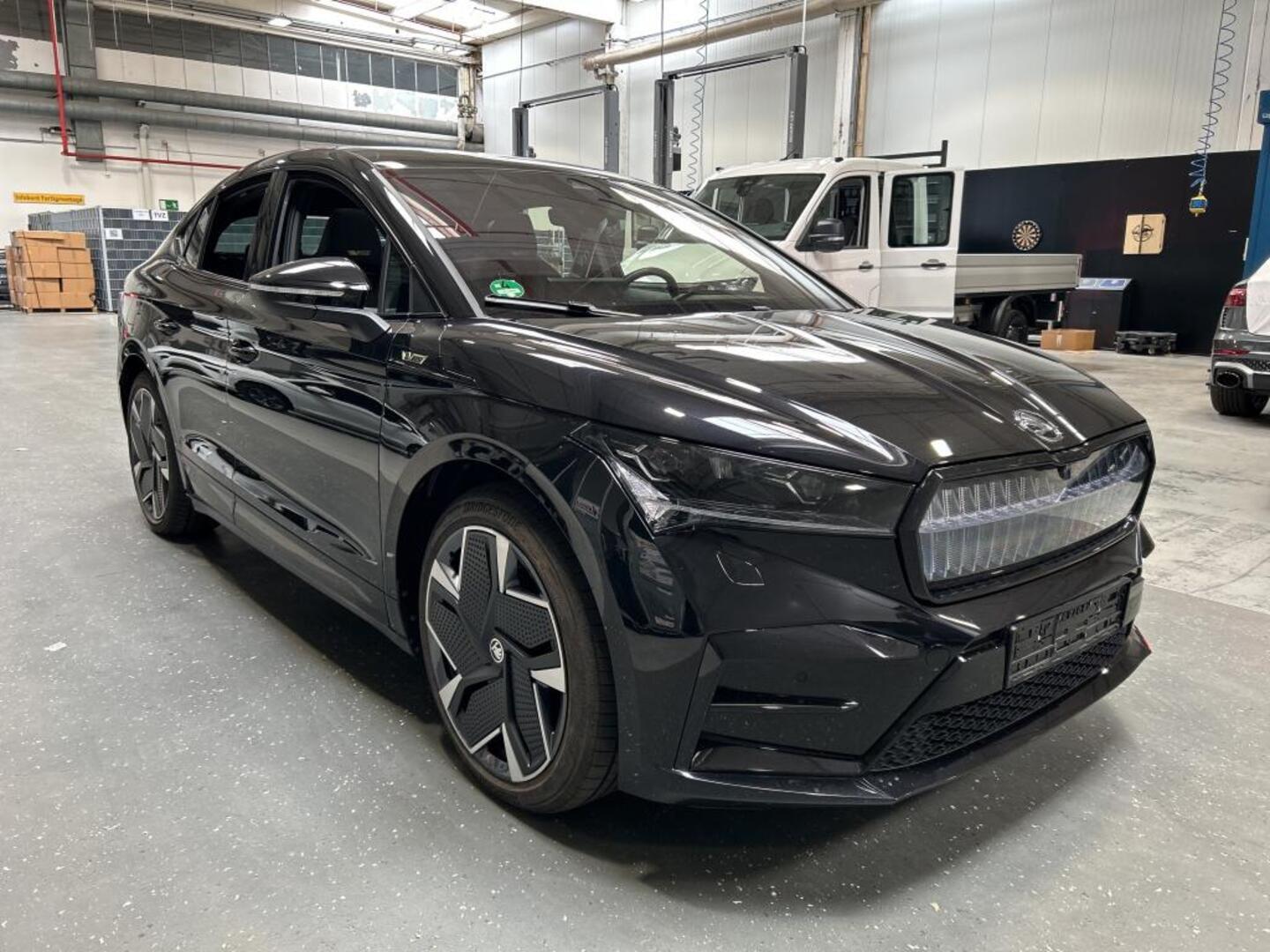 SKODA ENYAQ 2023