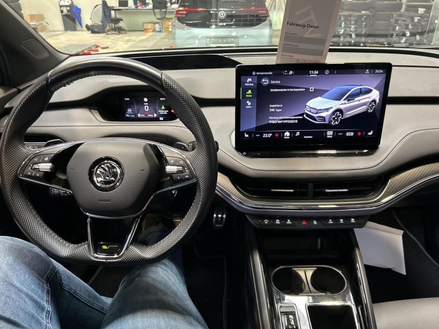 SKODA ENYAQ 2023