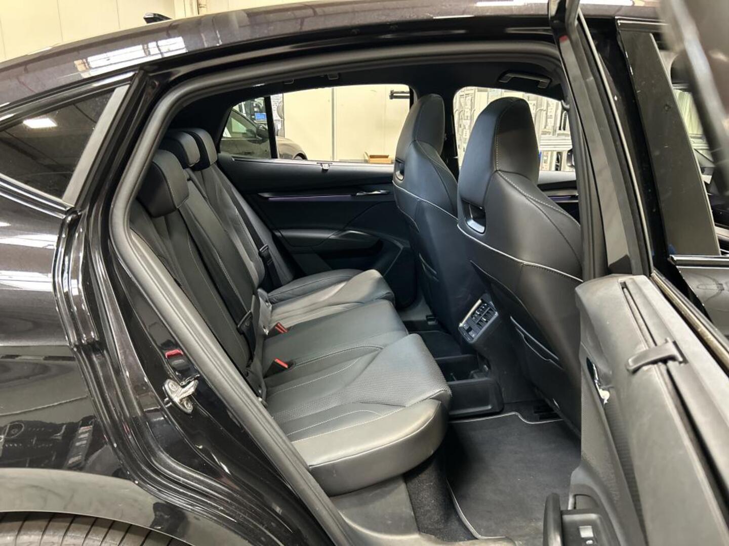 SKODA ENYAQ 2023