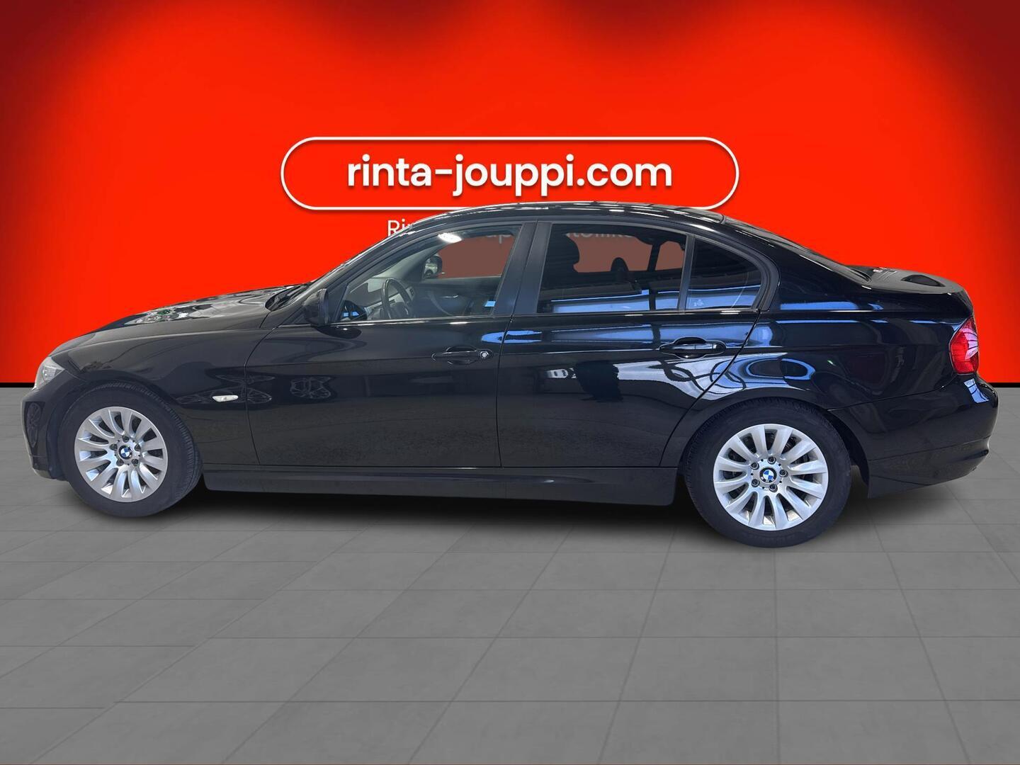 BMW 318 2010