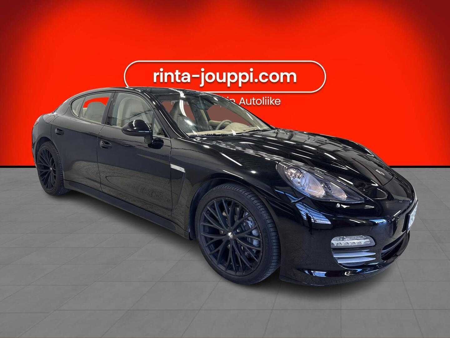 PORSCHE PANAMERA 4 2012