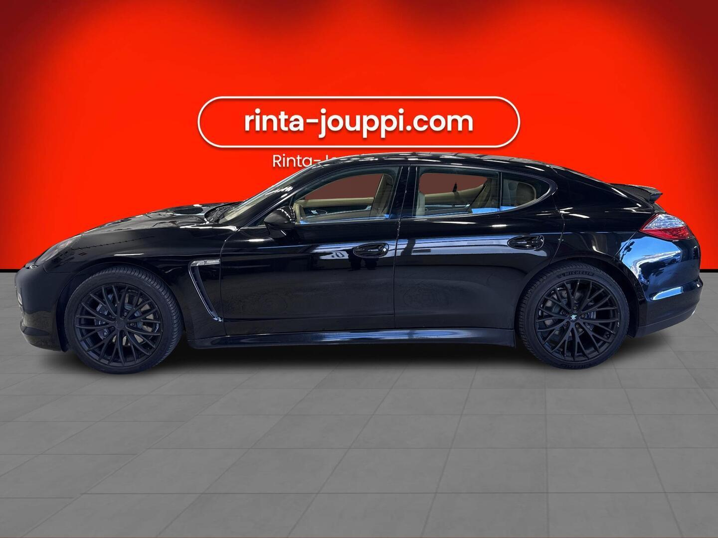 PORSCHE PANAMERA 4 2012