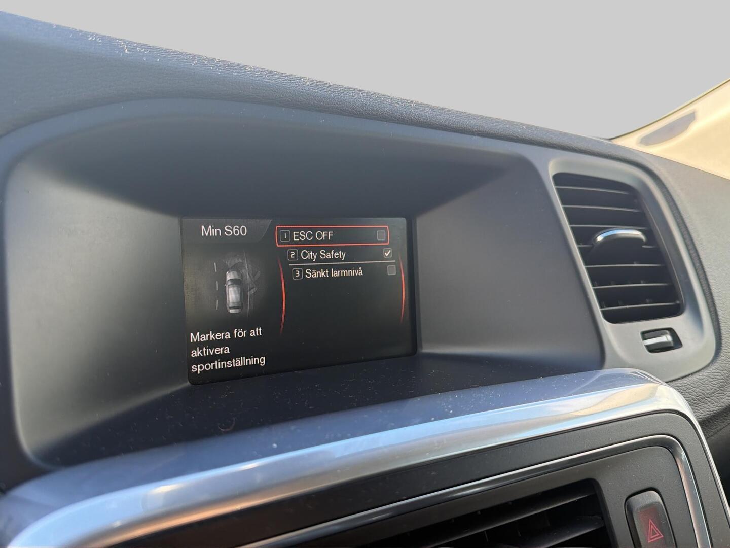 VOLVO S60 2014