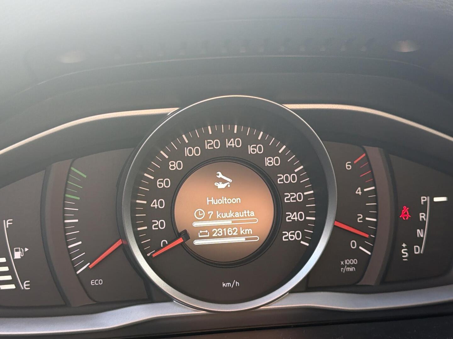 VOLVO S60 2014