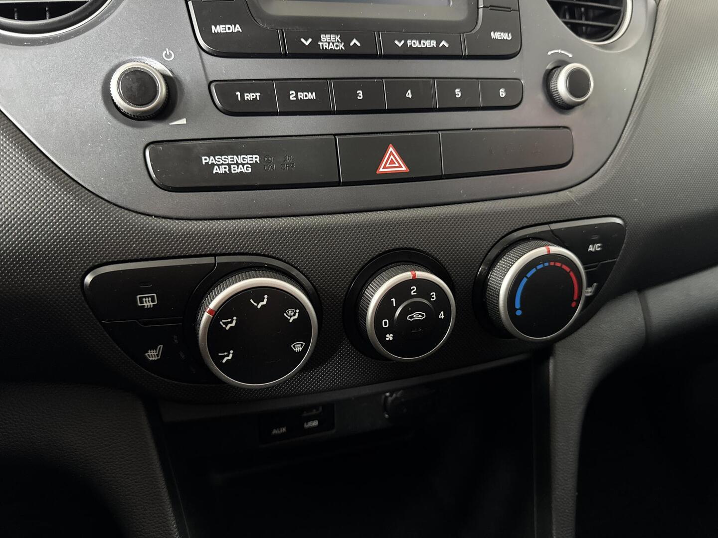 HYUNDAI i10 2017