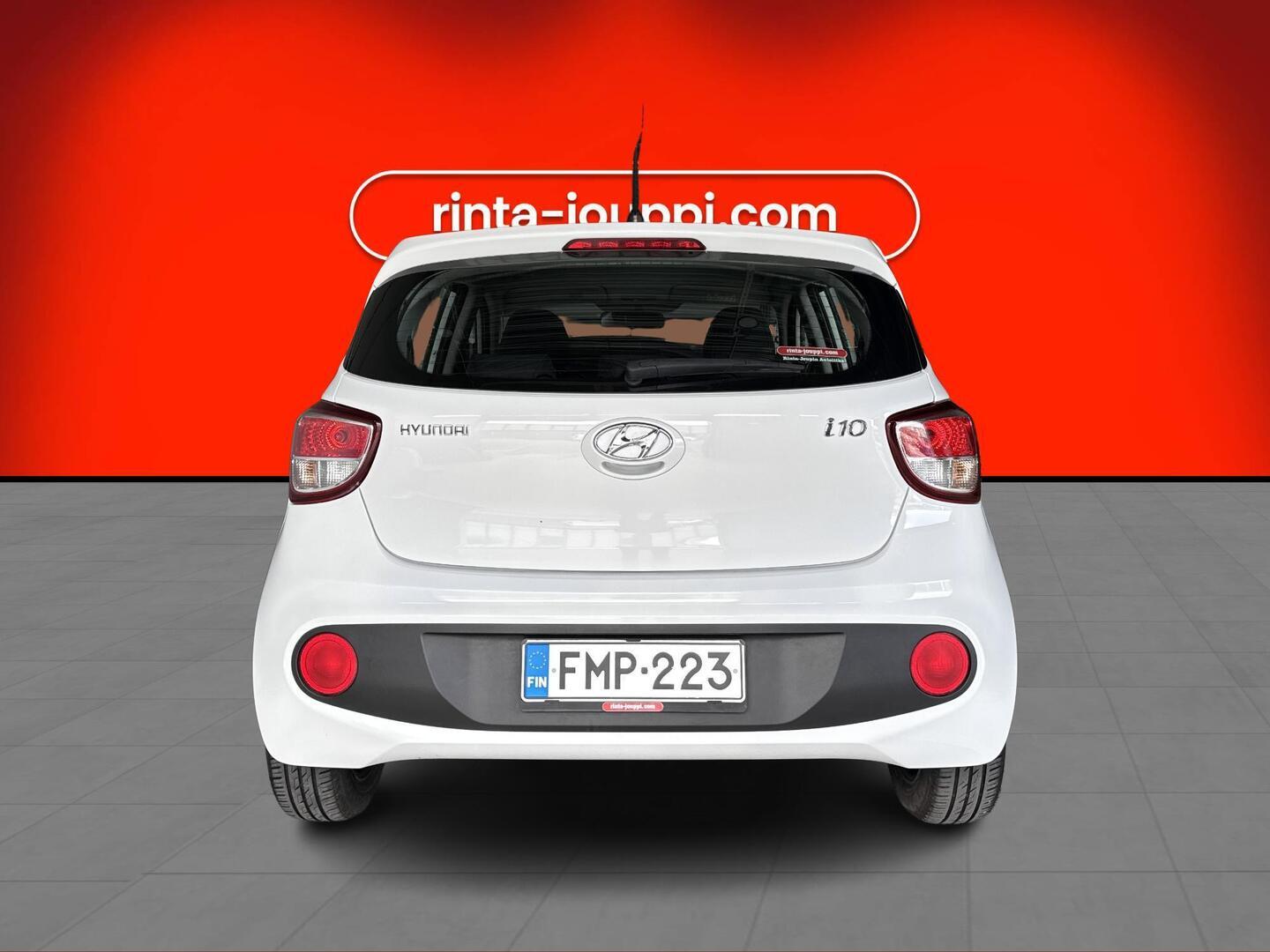 HYUNDAI i10 2017