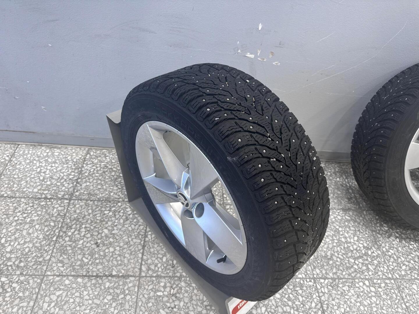 SKODA Karoq 2021