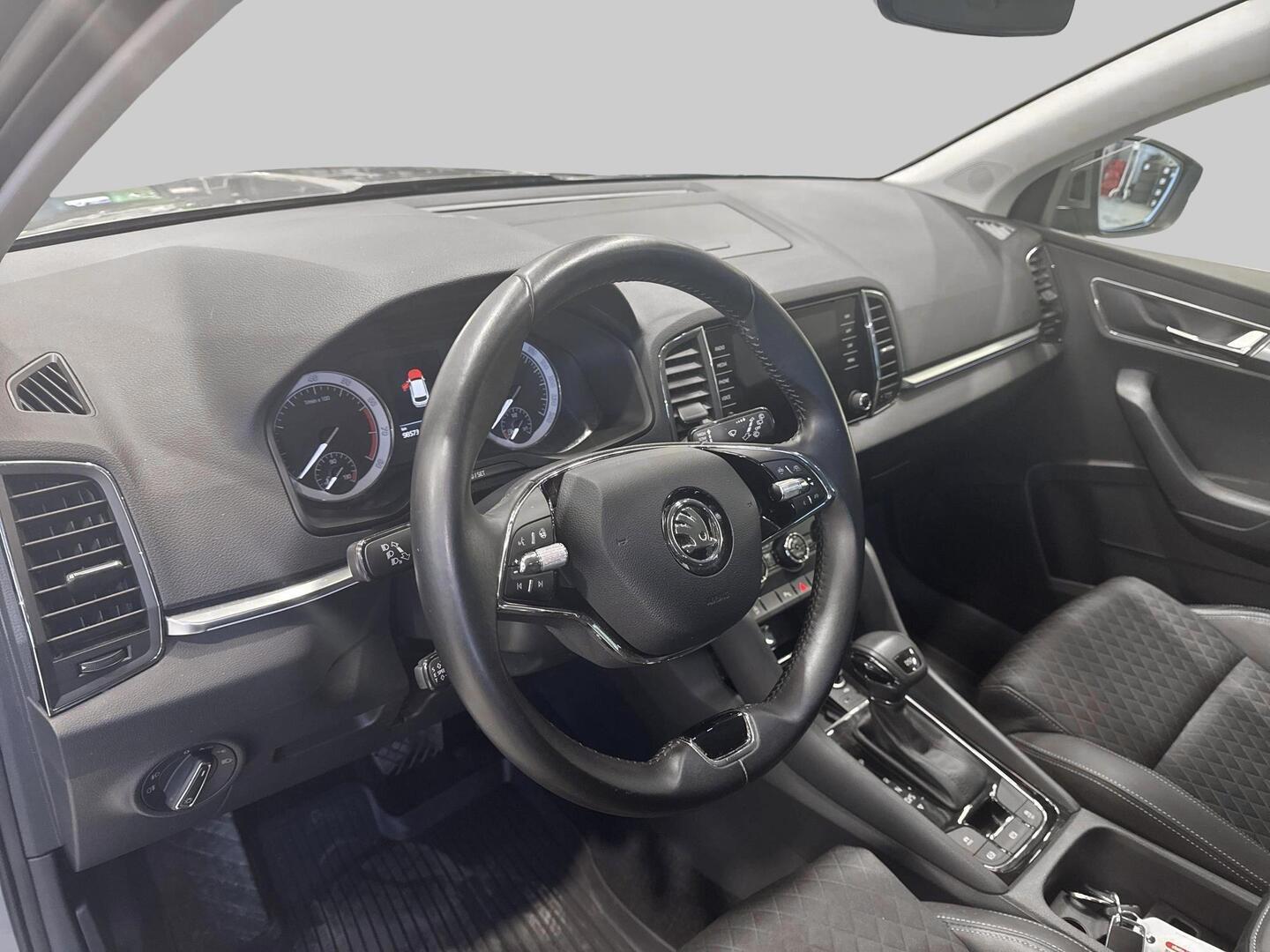 SKODA Karoq 2021