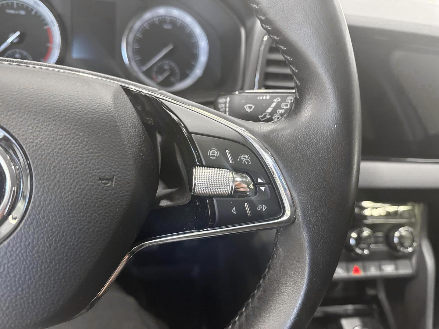 SKODA Karoq 2021