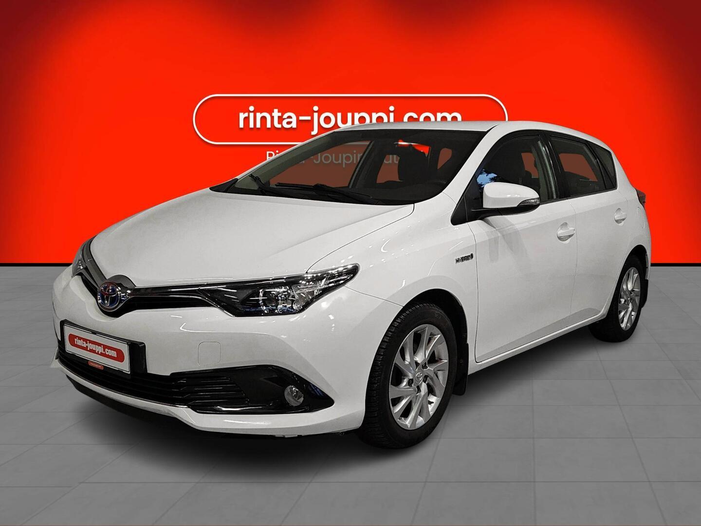 TOYOTA AURIS 2016
