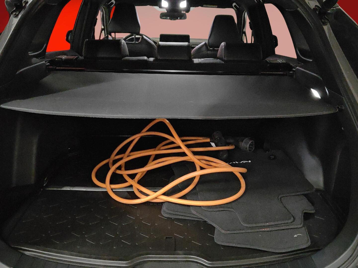 TOYOTA RAV4 PLUG-IN 2023