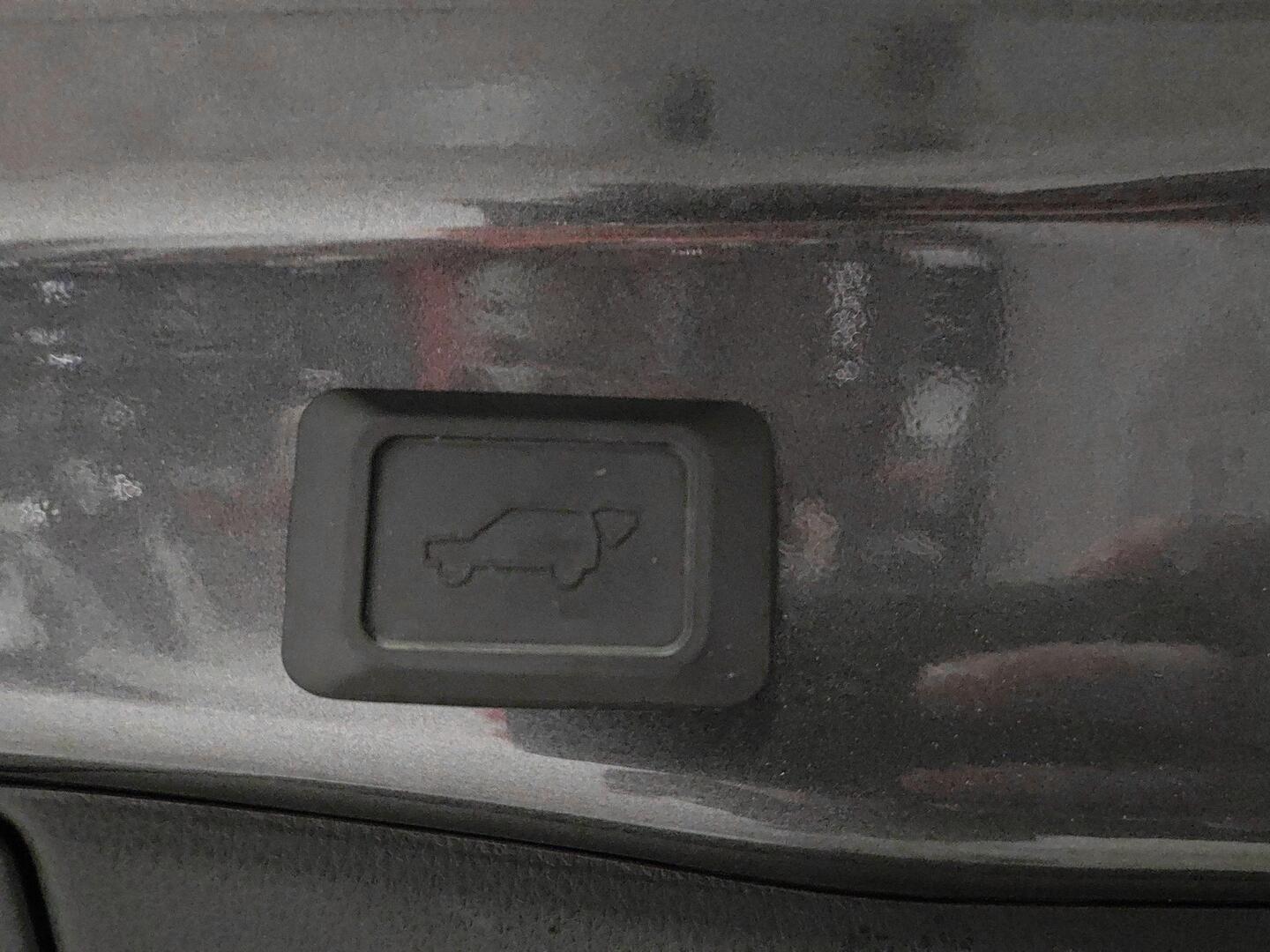 TOYOTA RAV4 PLUG-IN 2023