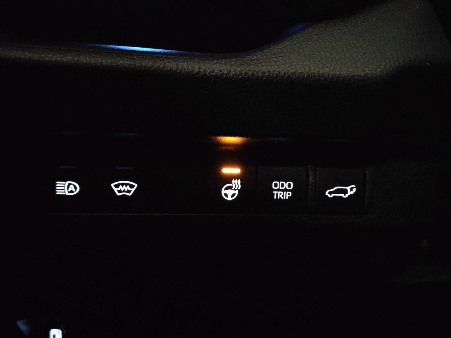 TOYOTA RAV4 PLUG-IN 2023