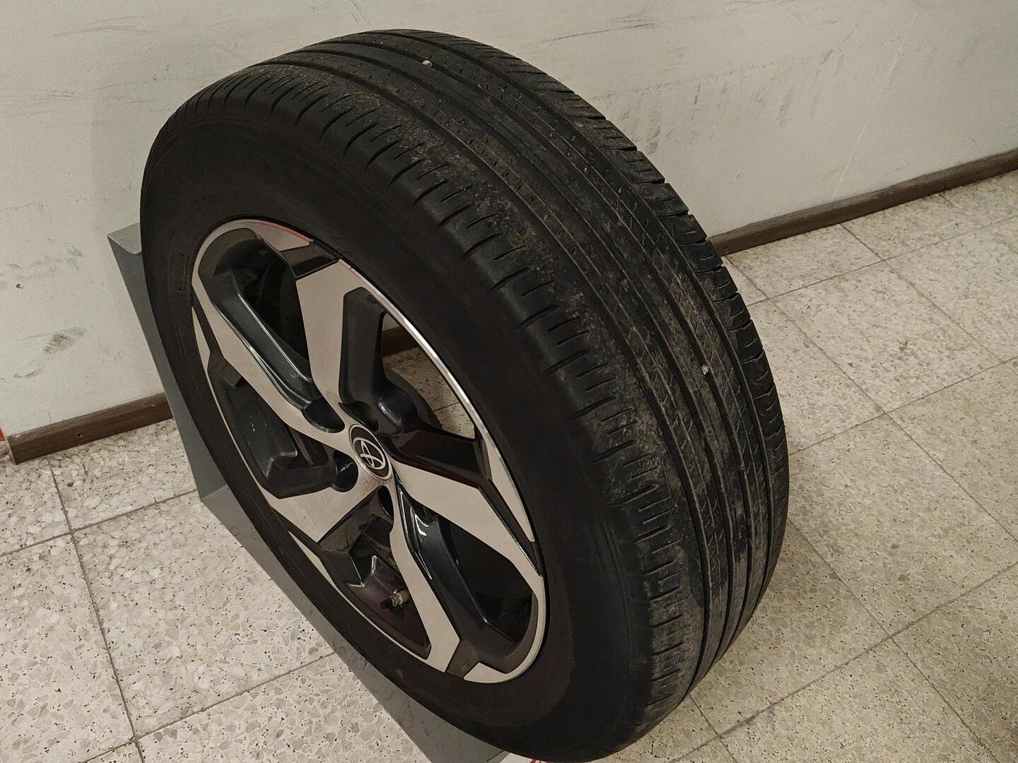 TOYOTA RAV4 PLUG-IN 2023