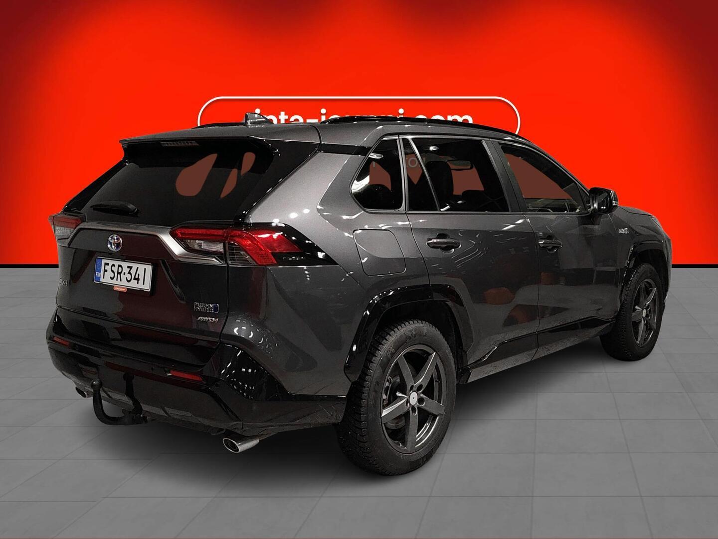TOYOTA RAV4 PLUG-IN 2023