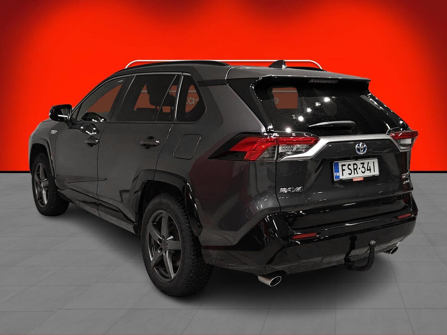 TOYOTA RAV4 PLUG-IN 2023