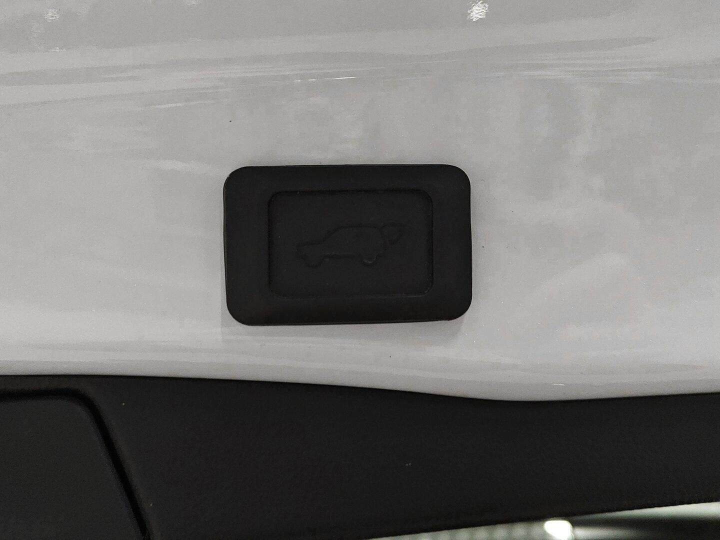 TOYOTA RAV4 PLUG-IN 2024