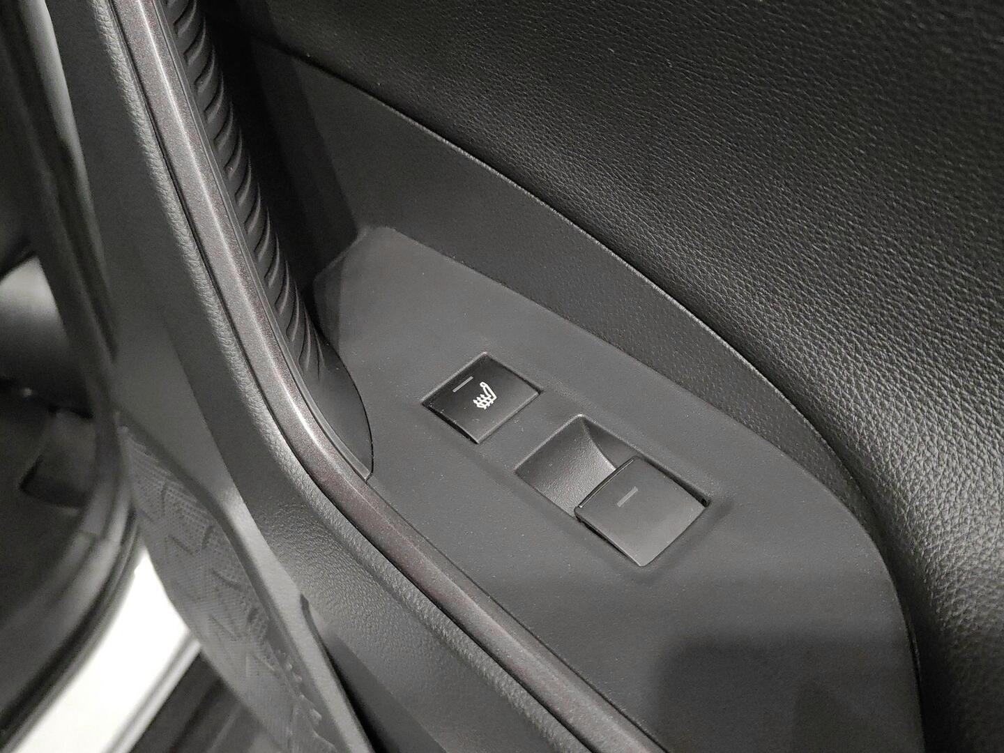 TOYOTA RAV4 PLUG-IN 2024