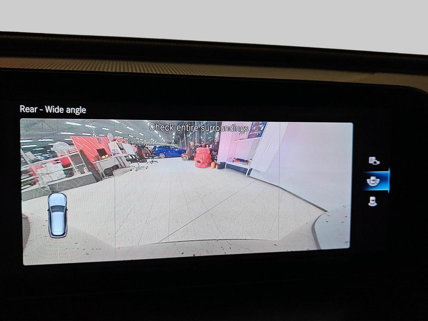 MERCEDES-BENZ EQC 2021