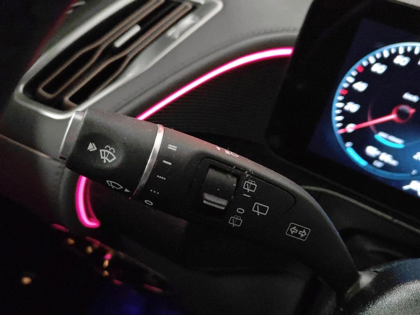 MERCEDES-BENZ EQC 2021