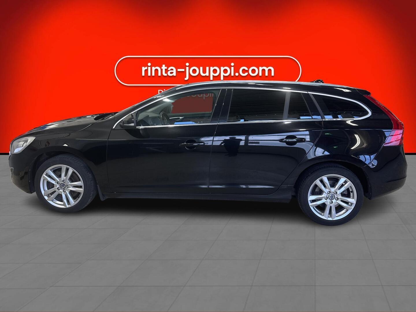 VOLVO V60 2011
