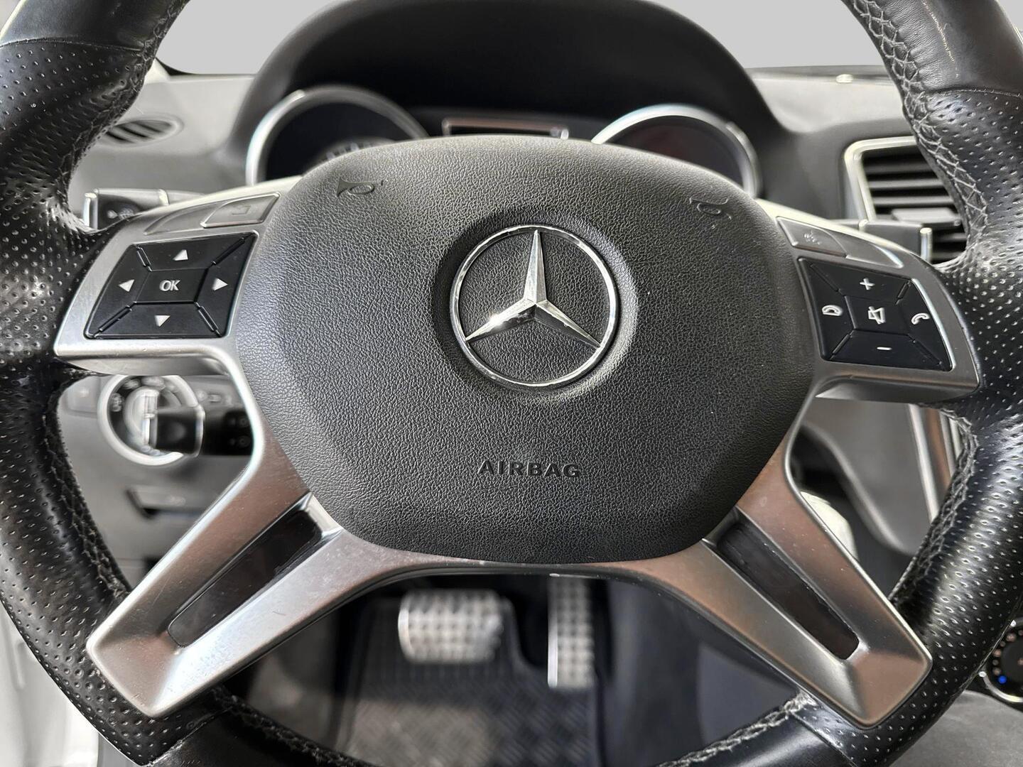 MERCEDES-BENZ ML 2011