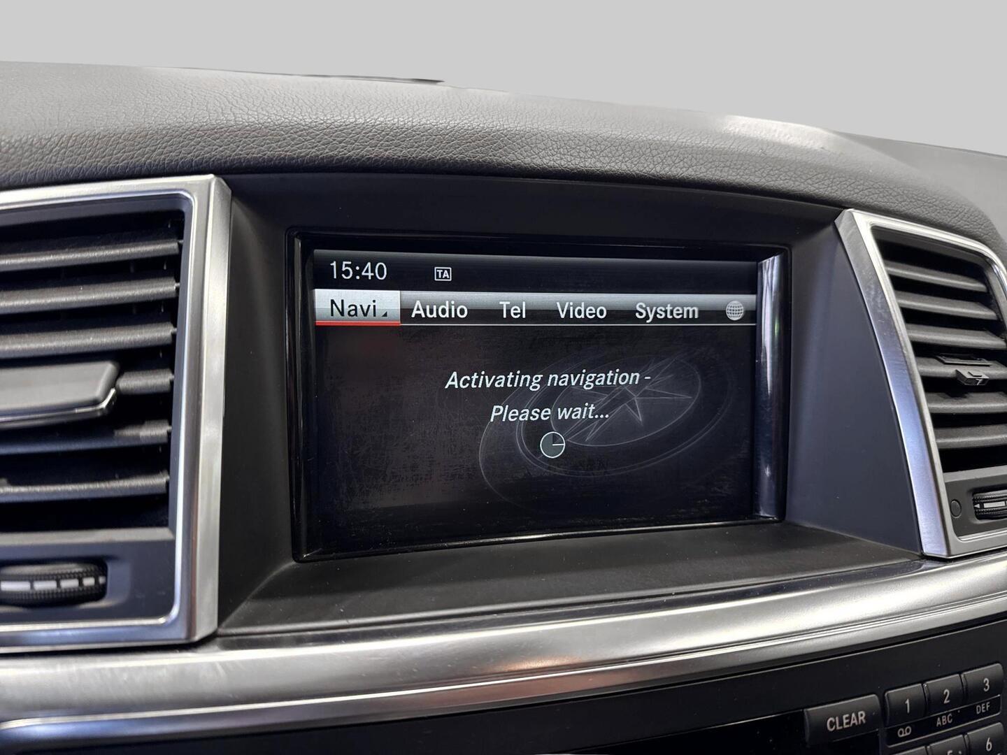 MERCEDES-BENZ ML 2011