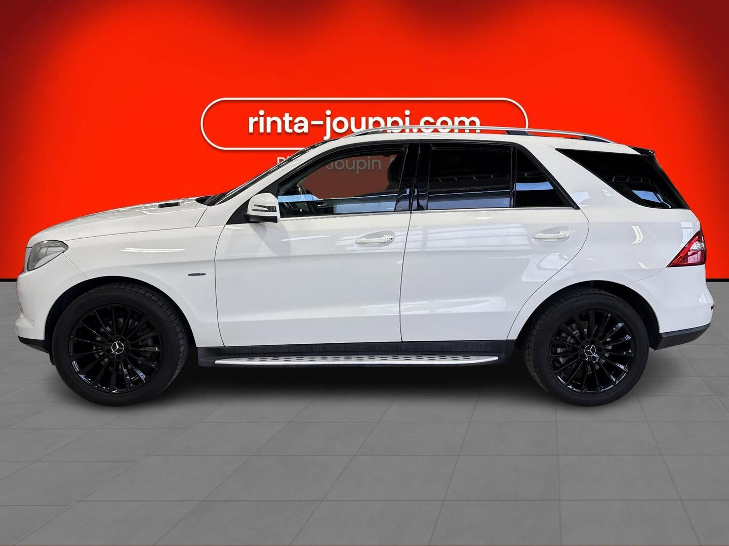 MERCEDES-BENZ ML 2011