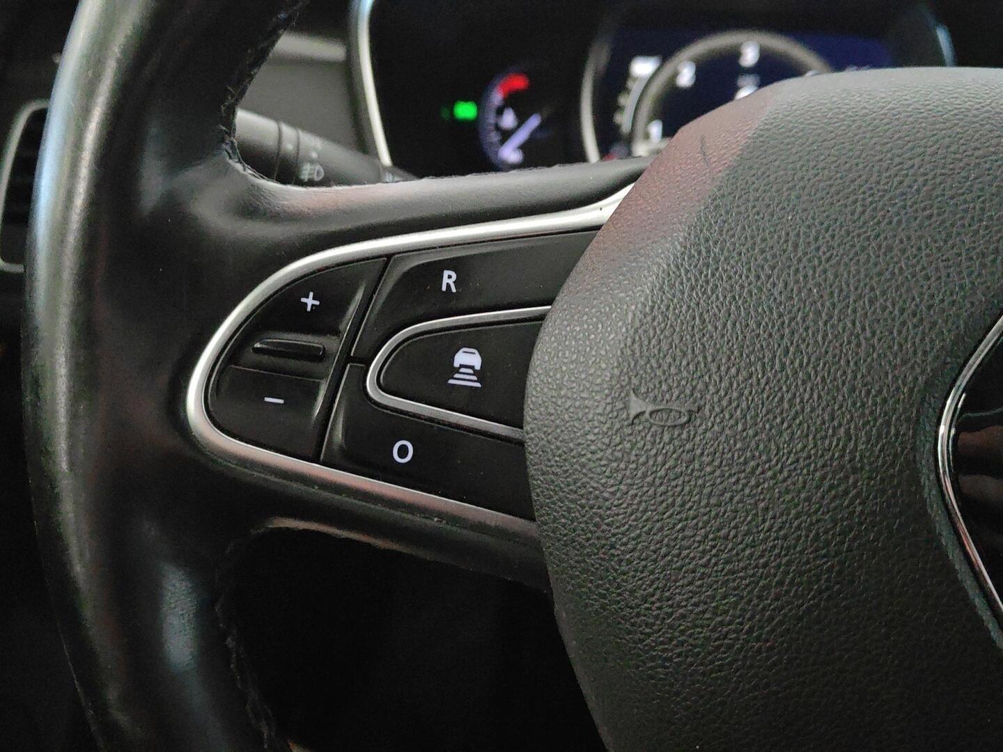 RENAULT Talisman 2016