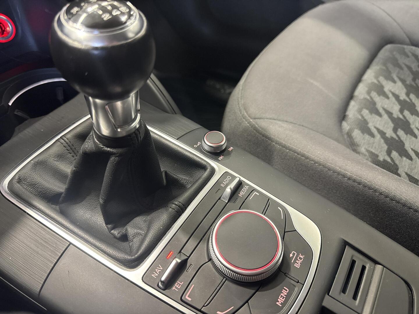 AUDI A3 2016