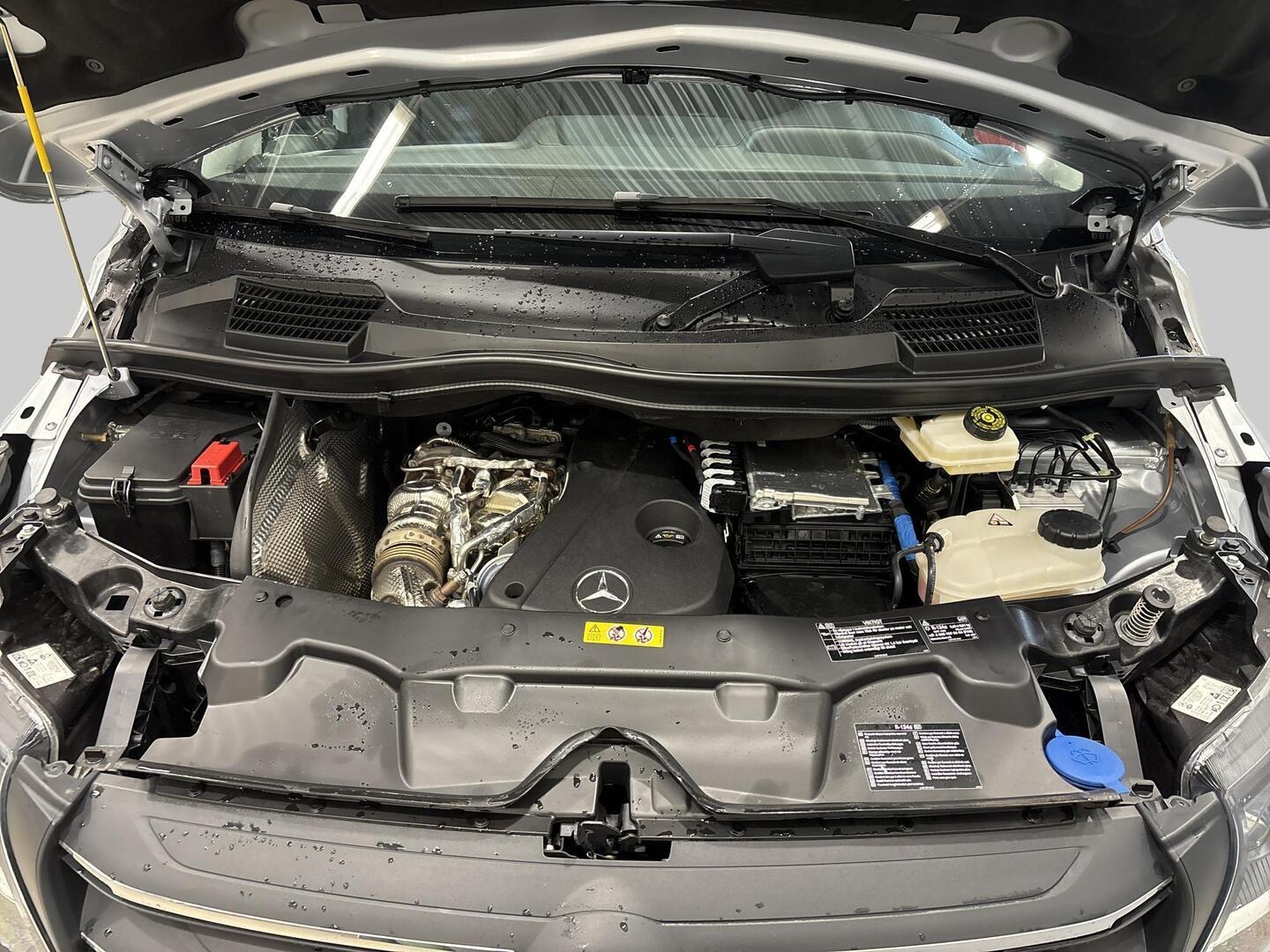 MERCEDES-BENZ Vito 2024