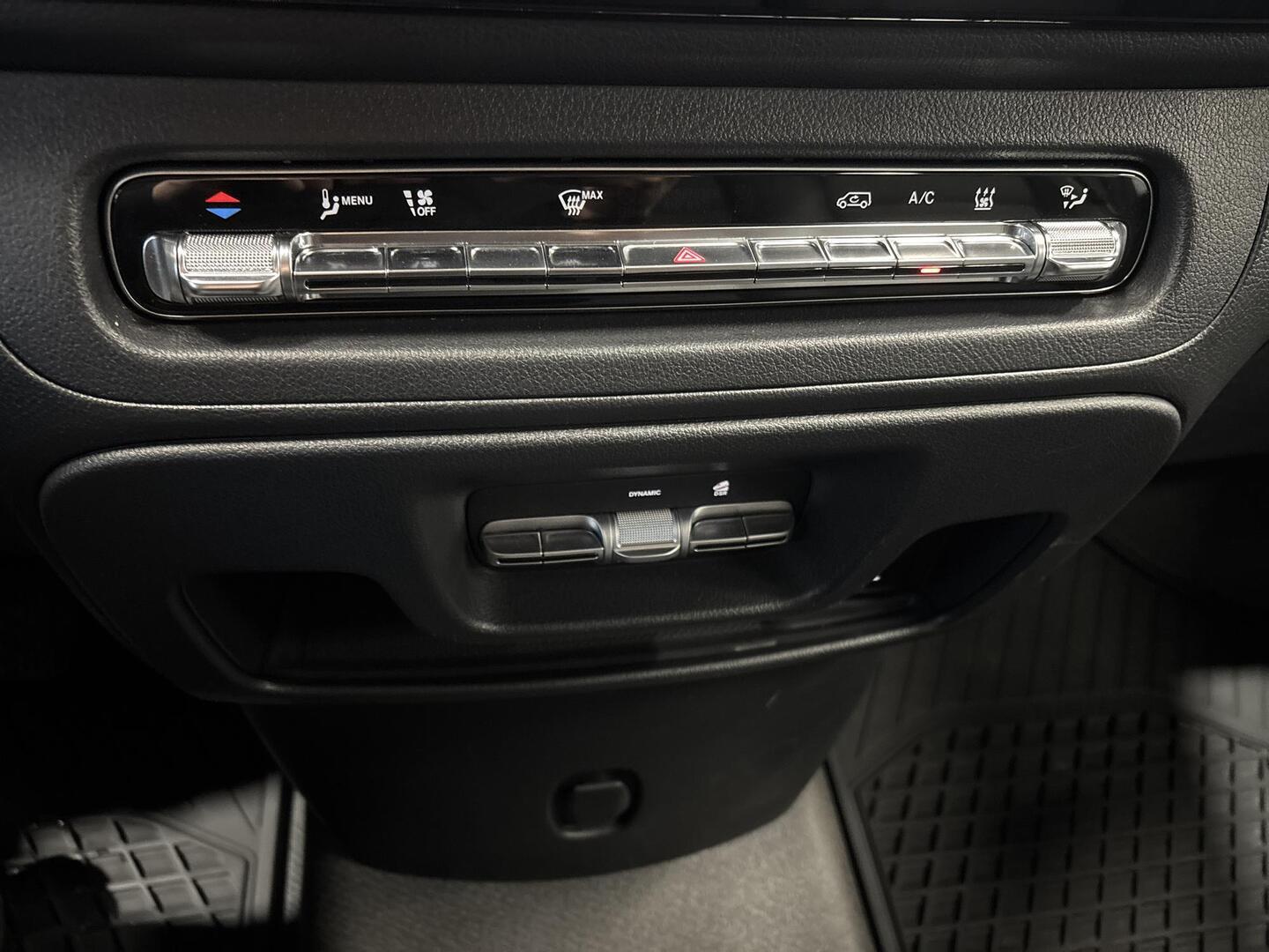 MERCEDES-BENZ Vito 2024