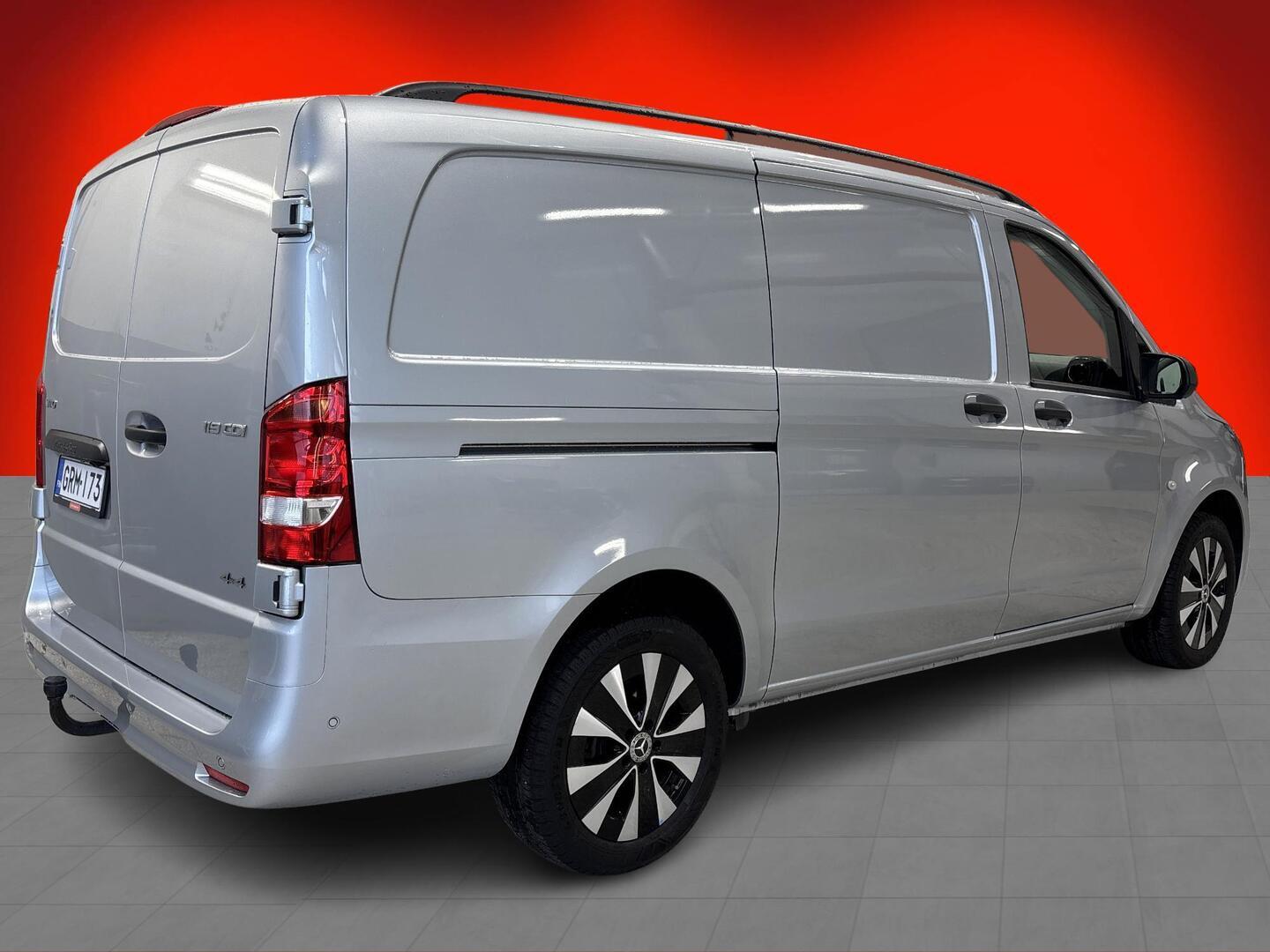 MERCEDES-BENZ Vito 2024