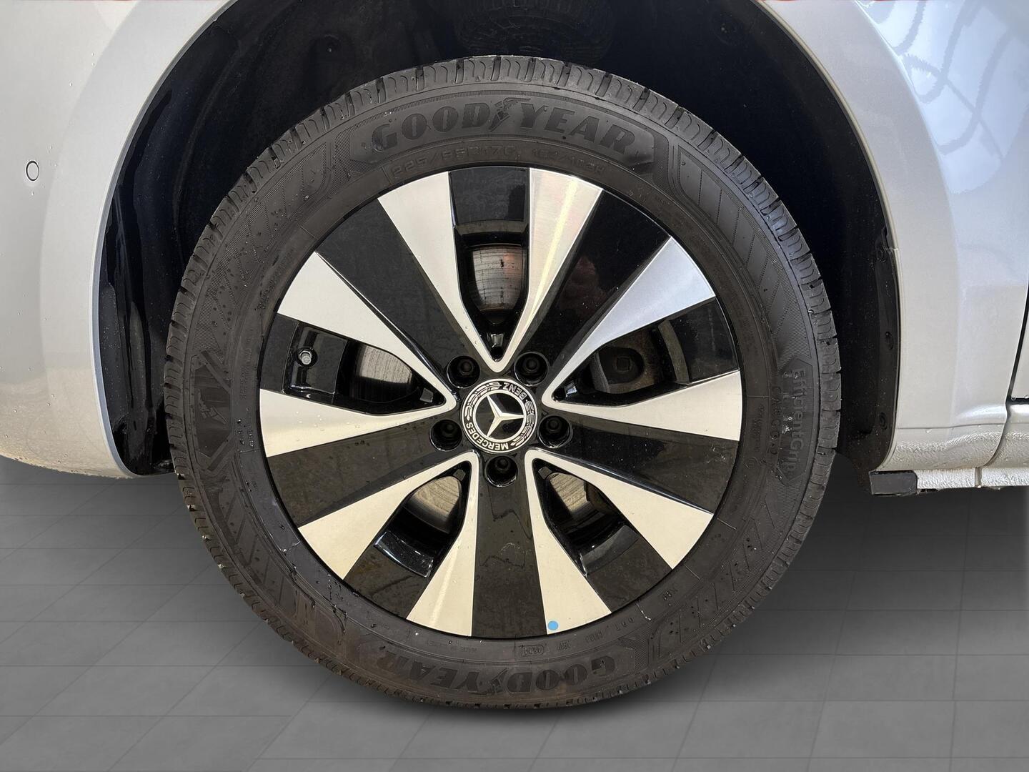 MERCEDES-BENZ Vito 2024
