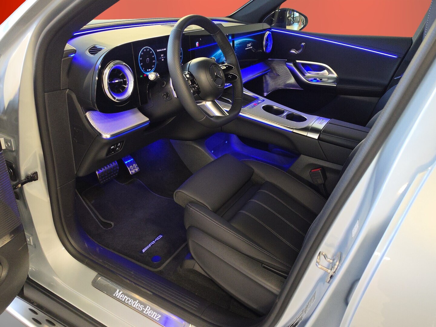MERCEDES-BENZ GLC 2026