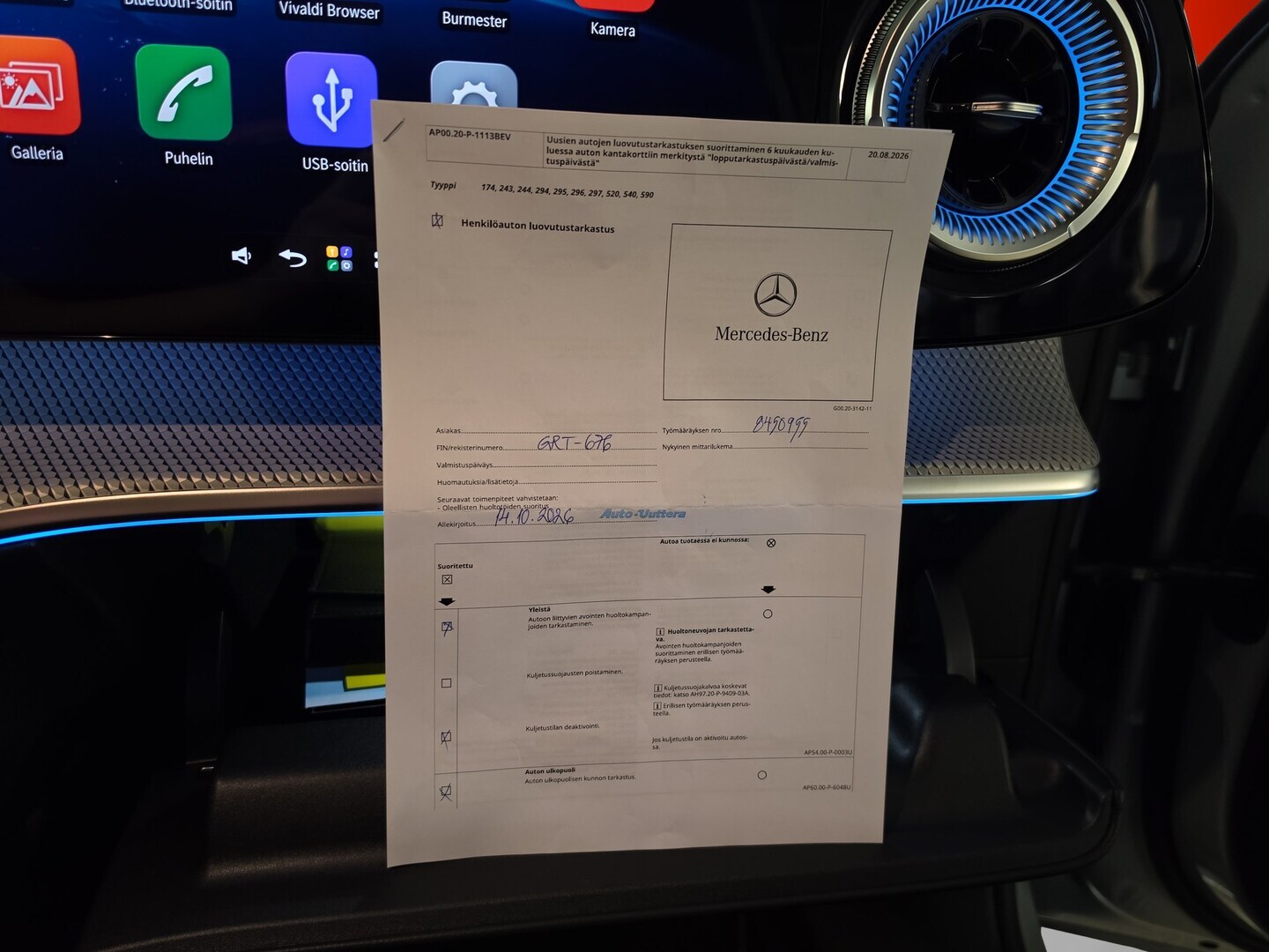 MERCEDES-BENZ GLC 2026