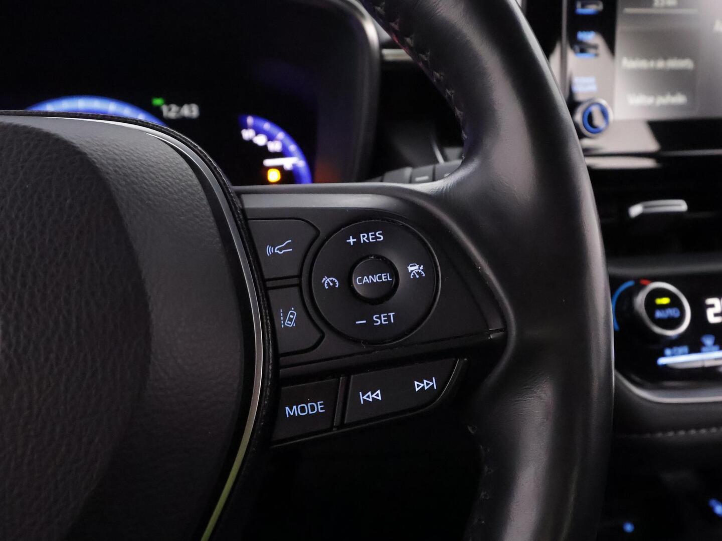 TOYOTA COROLLA 2019