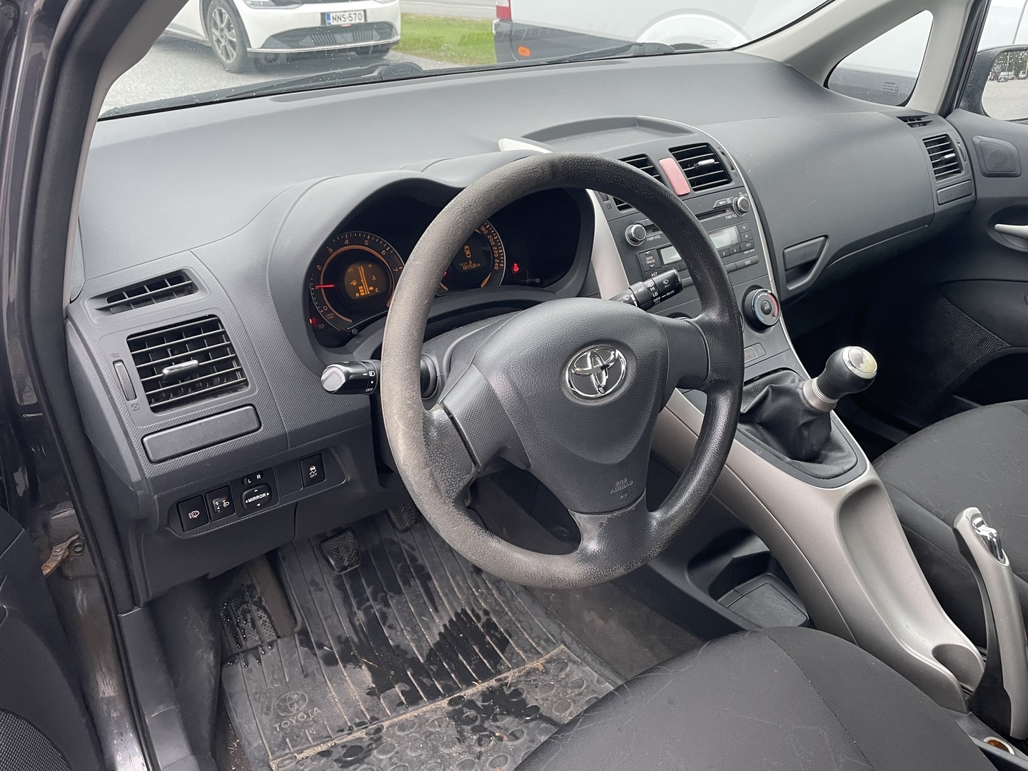 TOYOTA Auris 2007
