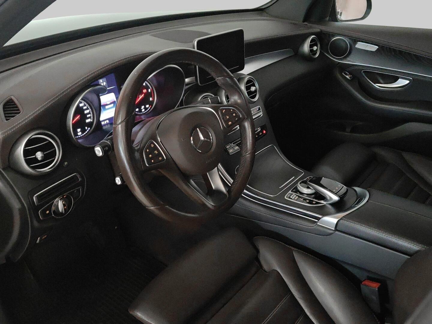 MERCEDES-BENZ GLC 2015