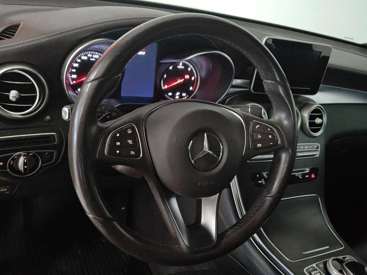 MERCEDES-BENZ GLC 2015