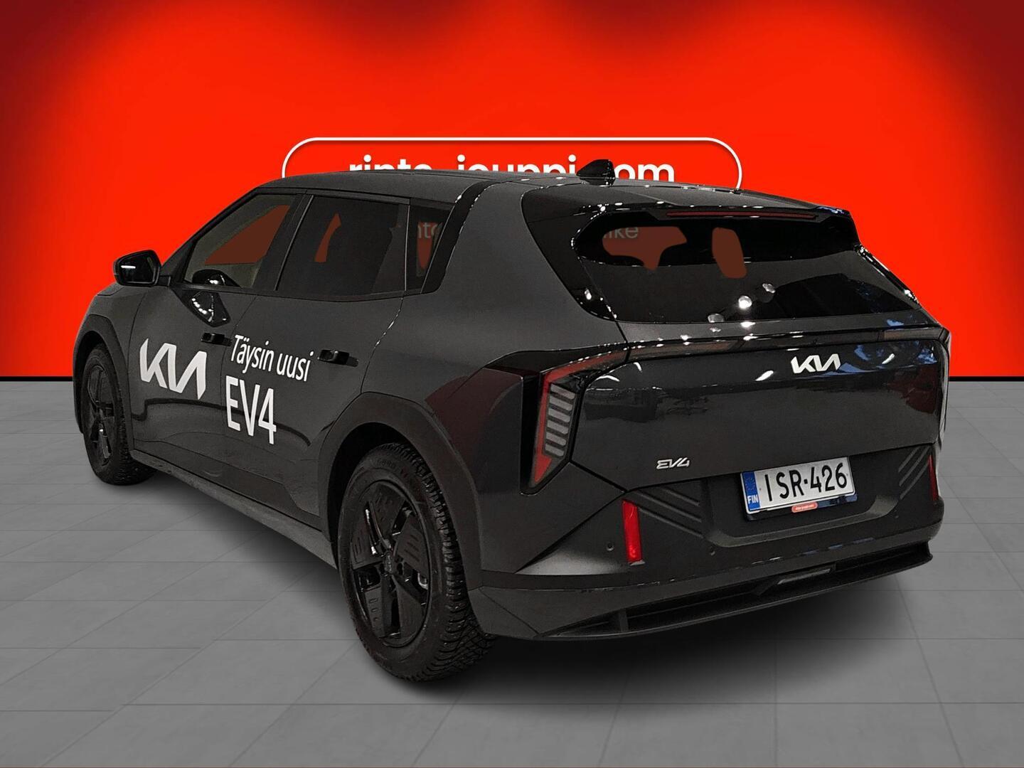 KIA EV4 2026