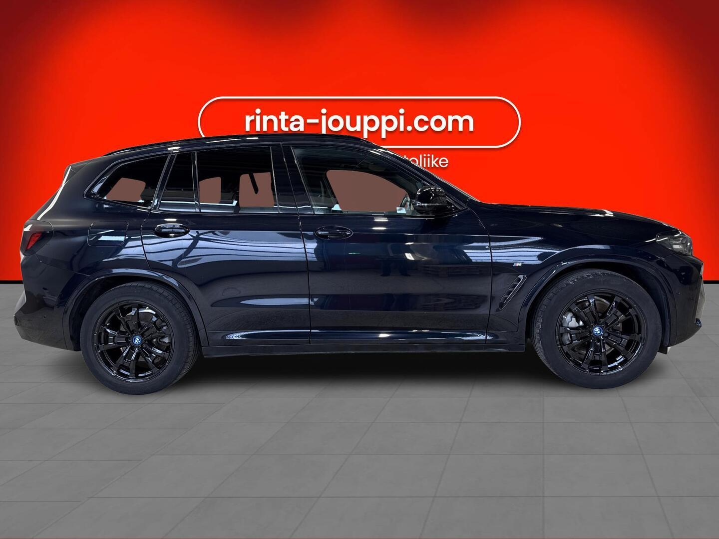 BMW IX3 2022