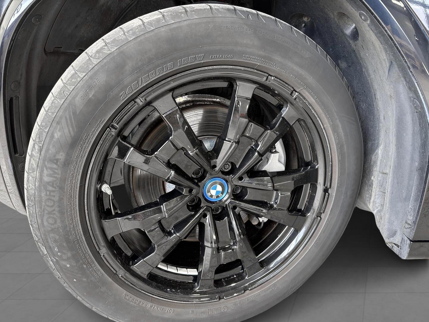 BMW IX3 2022