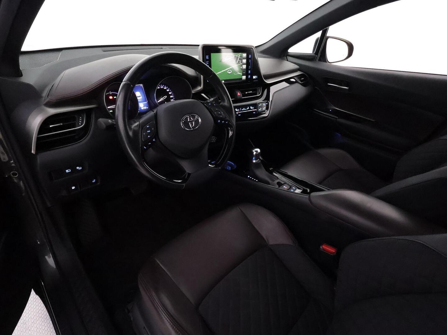 TOYOTA C-HR 2019